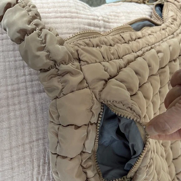 Urban Expressions Quilted Tan Women's Urban Fit Bag - Picture 8 of 11